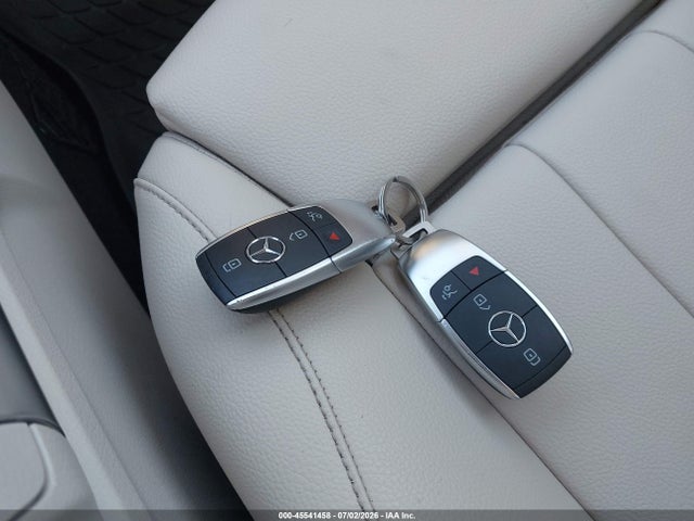 45541458 :رقم المزاد ، W1N4M4HB6LW056134 vin ، 2020 Mercedes-benz Glb 250 4matic مزاد بيع