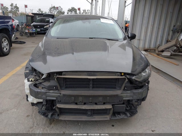 3FA6P0HD3LR220241 Ford FUSION SE