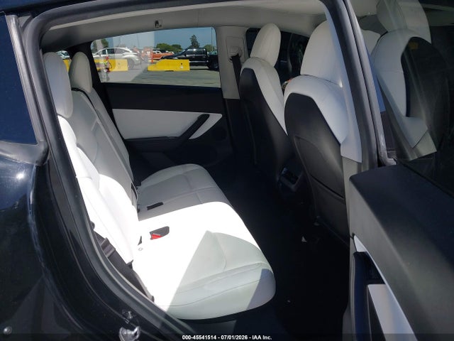 Продажа на аукционе авто 2020 Tesla Model Y Long Range Dual Motor All-wheel Drive/performance Dual Motor All-wheel Drive, vin: 5YJYGDEF6LF058770, номер лота: 45541514