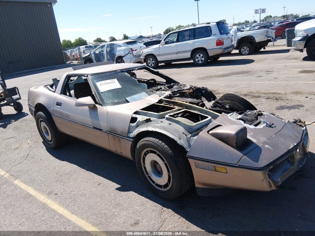 45541611 :رقم المزاد ، 1G1YY0781F5100894 vin ، 1985 Chevrolet Corvette مزاد بيع