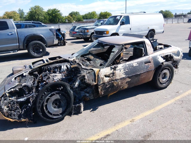 45541611 :رقم المزاد ، 1G1YY0781F5100894 vin ، 1985 Chevrolet Corvette مزاد بيع