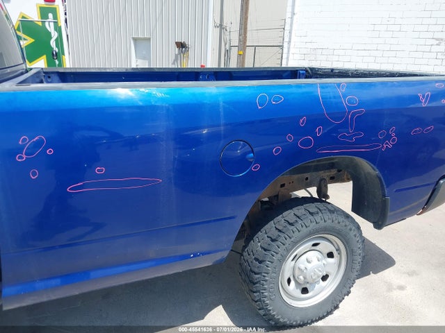 3C6UR5HLXGG317008 RAM 2500 Tradesman