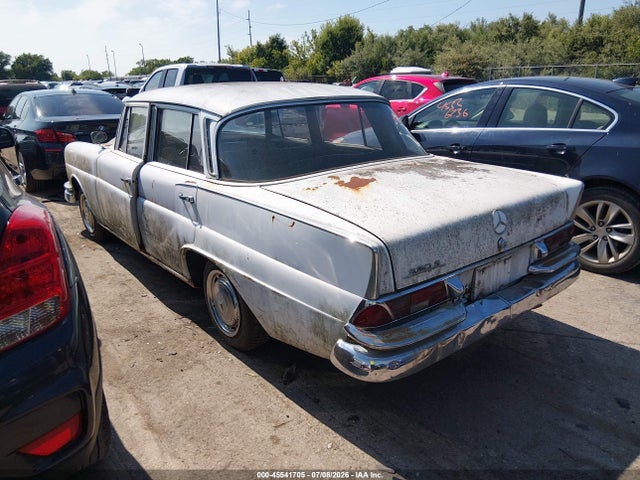 Aukcja sprzedaży 1961 Mercedes-benz C220, vin: 11101210018600, numer aukcji: 45541705