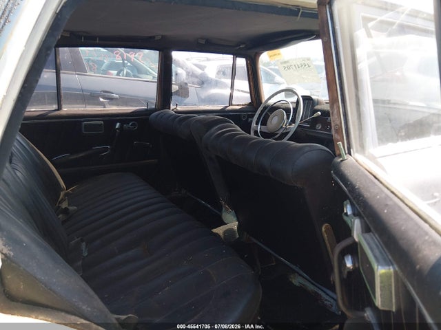 Aukcja sprzedaży 1961 Mercedes-benz C220, vin: 11101210018600, numer aukcji: 45541705