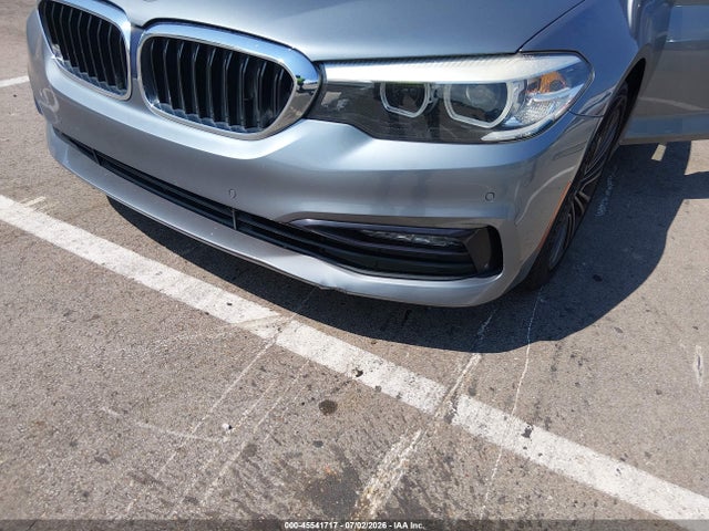 45541717 :رقم المزاد ، WBAJA5C56JWA57601 vin ، 2018 Bmw 530i مزاد بيع