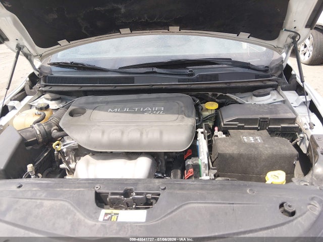 45541727 :رقم المزاد ، 1C3CCCAB3FN747050 vin ، 2015 Chrysler 200 Limited مزاد بيع