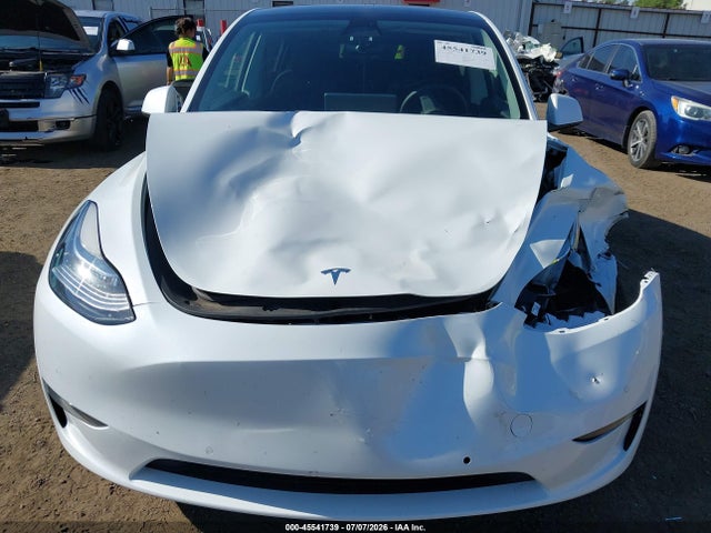 Продаж на аукціоні авто 2023 Tesla Model Y Awd/long Range Dual Motor All-wheel Drive, vin: 7SAYGDEE7PF592733, номер лоту: 45541739