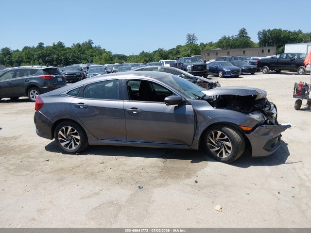 45541772 :رقم المزاد ، 2HGFC2F86JH548349 vin ، 2018 Honda Civic Ex مزاد بيع