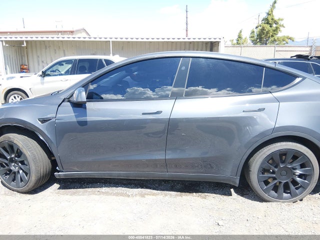 Продажа на аукционе авто 2023 Tesla Model Y Awd/long Range Dual Motor All-wheel Drive, vin: 7SAYGAEE3PF902486, номер лота: 45541823