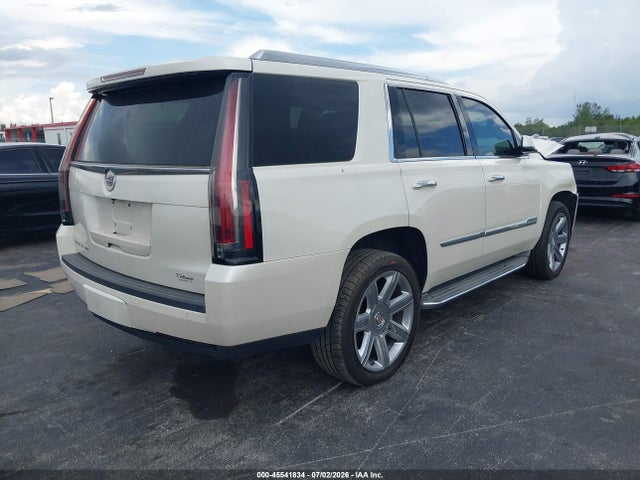 45541834 :رقم المزاد ، 1GYS4BKJ6FR232681 vin ، 2015 Cadillac Escalade Luxury مزاد بيع