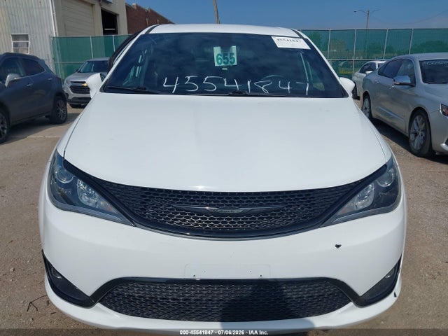 Продажа на аукционе авто 2020 Chrysler Pacifica Touring, vin: 2C4RC1FG4LR278757, номер лота: 45541847