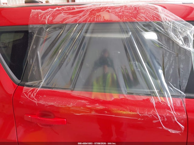KIA SOUL + 2018 KNDJP3A50J7547015 Image 18