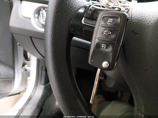 Aukcja sprzedaży 2013 Volkswagen Passat 2.5l S, vin: 1VWAP7A30DC112624, numer aukcji: 45541913