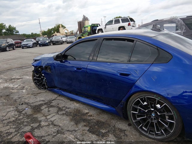 BMW M5 2025 WBS83FK06SCT09928 Image 18