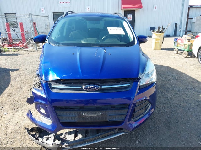 1FMCU9GX3FUB63683 Ford ESCAPE SE