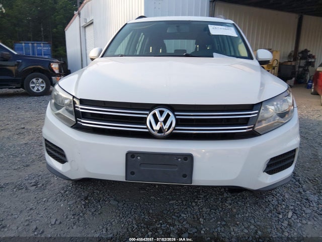 Aukcja sprzedaży 2015 Volkswagen Tiguan S, vin: WVGAV7AX8FW555676, numer aukcji: 45542057