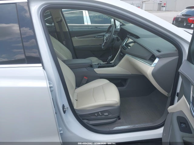 45542062 :رقم المزاد ، 1GYKNDR47PZ181931 vin ، 2023 Cadillac Xt5 Awd Premium Luxury مزاد بيع