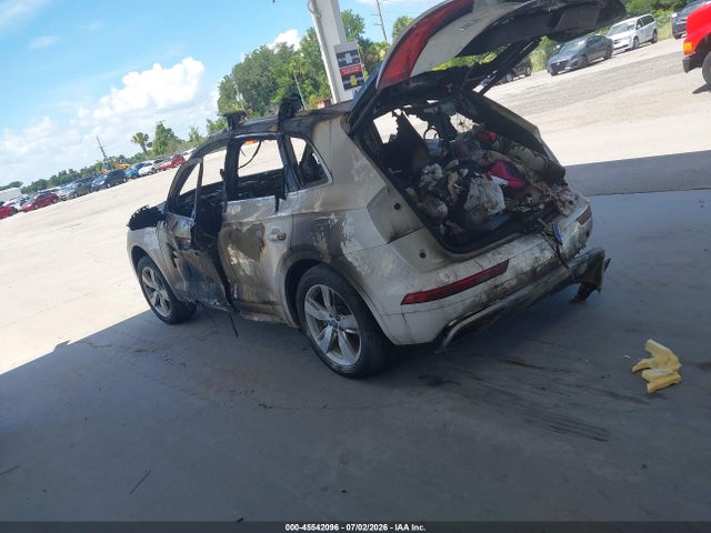 45542096 :رقم المزاد ، WA1ANAFY2K2133983 vin ، 2019 Audi Q5 45 Premium مزاد بيع