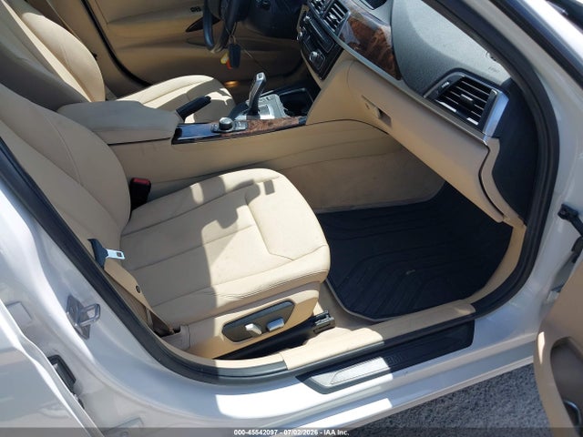 Aukcja sprzedaży 2016 Bmw 320i, vin: WBA8E1G5XGNT34509, numer aukcji: 45542097