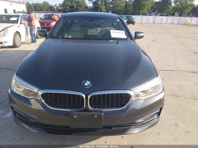 45542130 :رقم المزاد ، WBAJE7C30HG479248 vin ، 2017 Bmw 540i Xdrive مزاد بيع