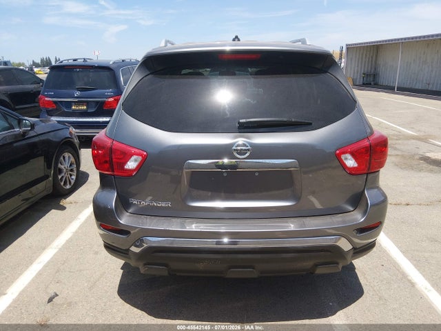 Продажа на аукционе авто 2018 Nissan Pathfinder S, vin: 5N1DR2MN7JC610661, номер лота: 45542145