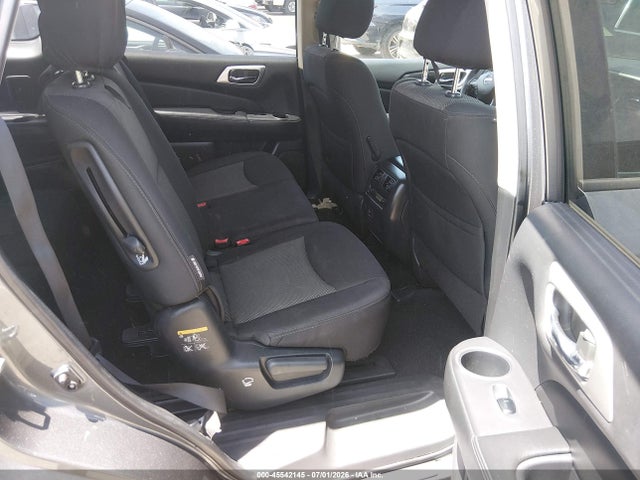 45542145 :رقم المزاد ، 5N1DR2MN7JC610661 vin ، 2018 Nissan Pathfinder S مزاد بيع