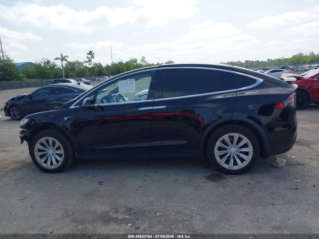 Aukcja sprzedaży 2019 Tesla Model X 100d/75d/long Range, vin: 5YJXCAE2XKF185734, numer aukcji: 45542164