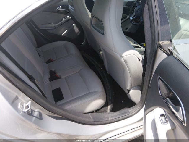 2014 Mercedes-benz Cla 250 მანქანა იყიდება აუქციონზე, vin: WDDSJ4EB3EN038443, აუქციონის ნომერი: 45542171