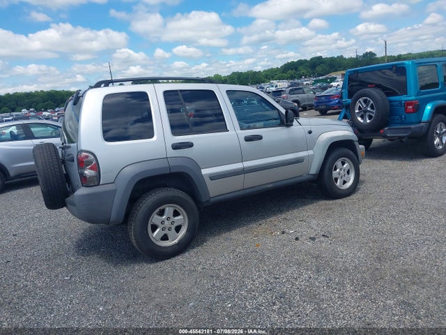 45542181 :رقم المزاد ، 1J4GL48K95W518058 vin ، 2005 Jeep Liberty Sport مزاد بيع