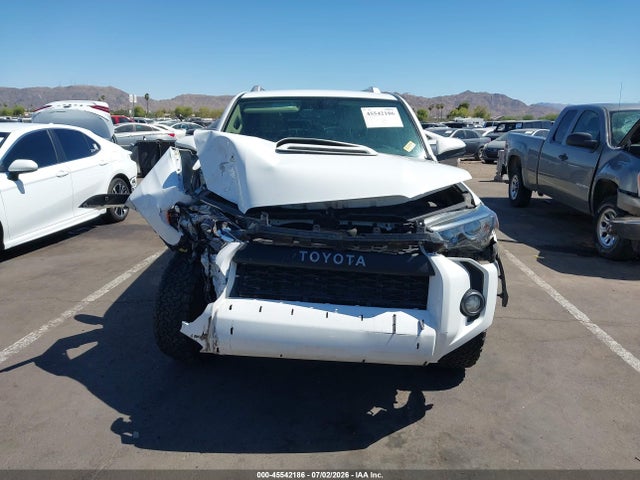 2018 Toyota 4runner Sr5 მანქანა იყიდება აუქციონზე, vin: JTEBU5JR8J5511706, აუქციონის ნომერი: 45542186