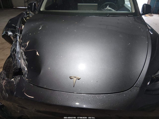 45542195 :رقم المزاد ، 7SAYGDEE6RA325535 vin ، 2024 Tesla Model Y Long Range Dual Motor All-wheel Drive مزاد بيع