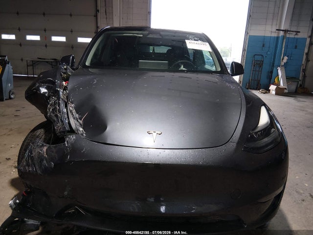 Auction sale of the 2024 Tesla Model Y Long Range Dual Motor All-wheel Drive, vin: 7SAYGDEE6RA325535, lot number: 45542195
