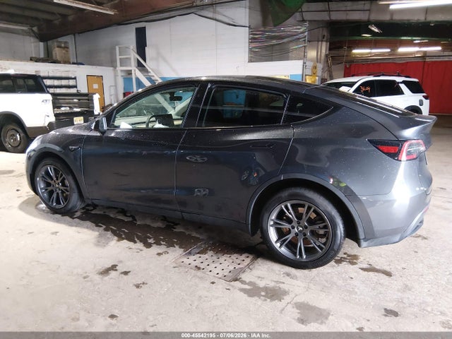 Auction sale of the 2024 Tesla Model Y Long Range Dual Motor All-wheel Drive, vin: 7SAYGDEE6RA325535, lot number: 45542195