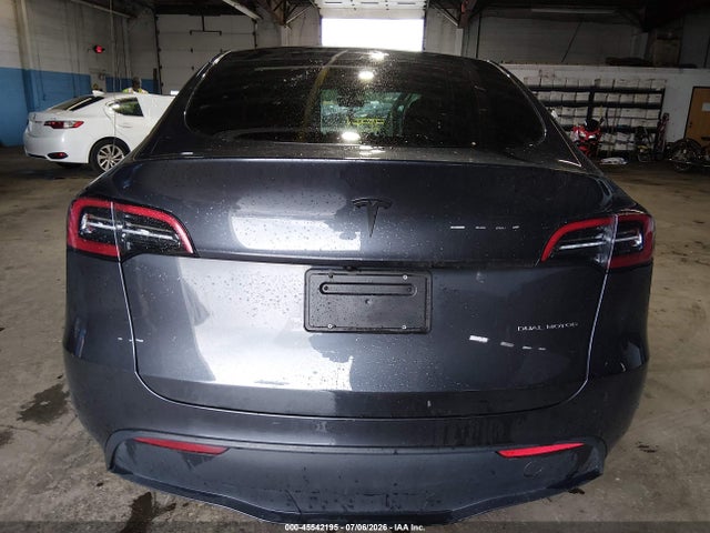Auction sale of the 2024 Tesla Model Y Long Range Dual Motor All-wheel Drive, vin: 7SAYGDEE6RA325535, lot number: 45542195