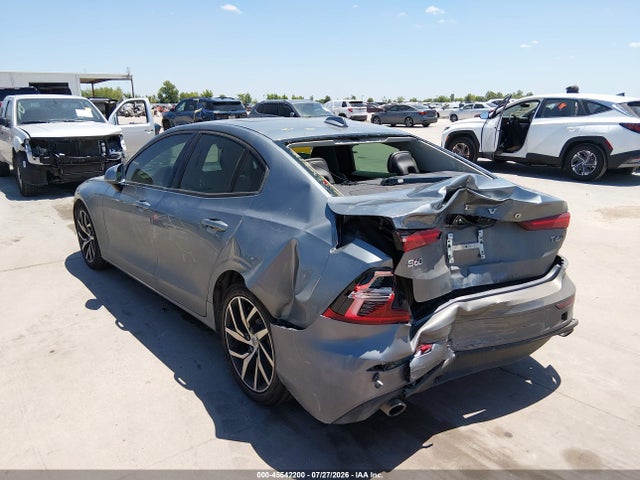 Aukcja sprzedaży 2020 Volvo S60 T6 Momentum, vin: 7JRA22TK0LG063037, numer aukcji: 45542200
