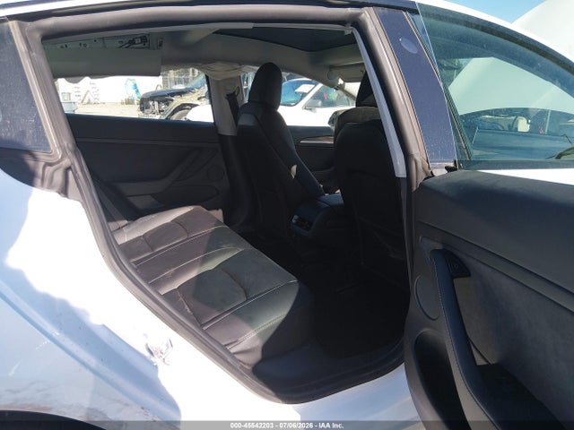 Tesla Model 3 Standard Range Plus Rear-wheel Drive 2021 5YJ3E1EA8MF991610 Image 20