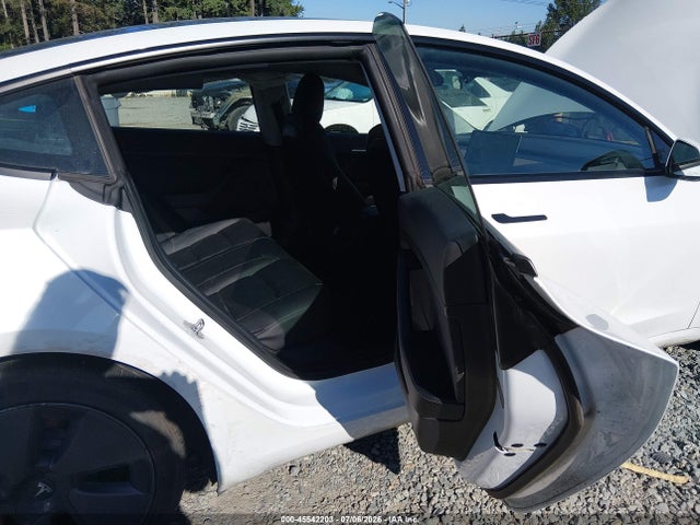 Tesla Model 3 Standard Range Plus Rear-wheel Drive 2021 5YJ3E1EA8MF991610 Image 8