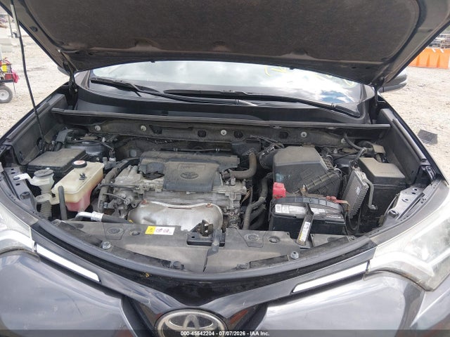 Toyota Rav4 Xle 2017 JTMRFREV2HJ147635 Image 10