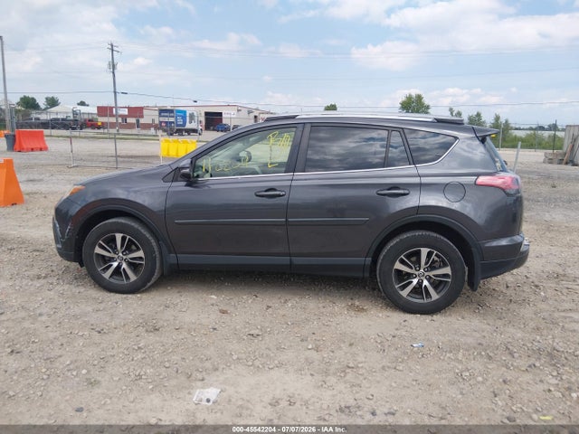 Toyota Rav4 Xle 2017 JTMRFREV2HJ147635 Image 14