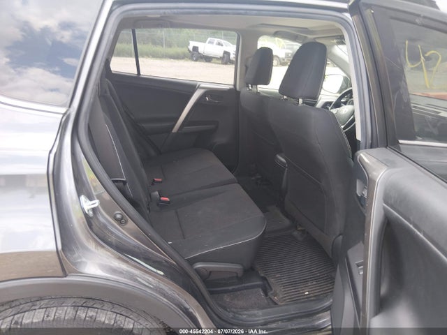 Toyota Rav4 Xle 2017 JTMRFREV2HJ147635 Image 8
