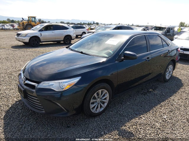 Toyota CAMRY LE 2016 4T4BF1FK3GR536645 Image 2