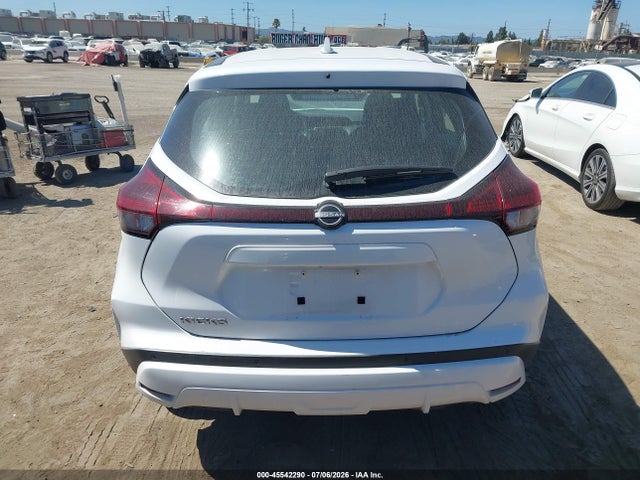 3N1CP5BV5NL517712 Nissan Kicks S Xtronic Cvt