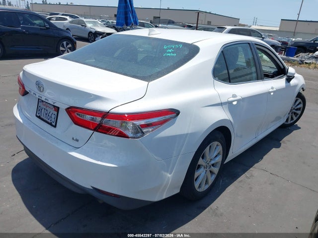 Toyota CAMRY LE 2019 4T1B11HK8KU807536 Image 4