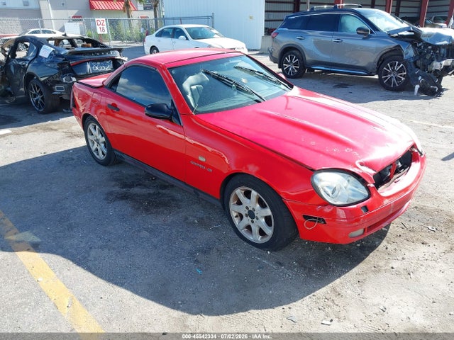 Auction sale of the 1999 Mercedes-benz Slk 230 Kompressor, vin: WDBKK47FXXF113108, lot number: 45542304