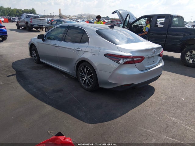 2021 Toyota Camry Xle Awd მანქანა იყიდება აუქციონზე, vin: 4T1F11BK6MU030710, აუქციონის ნომერი: 45542344