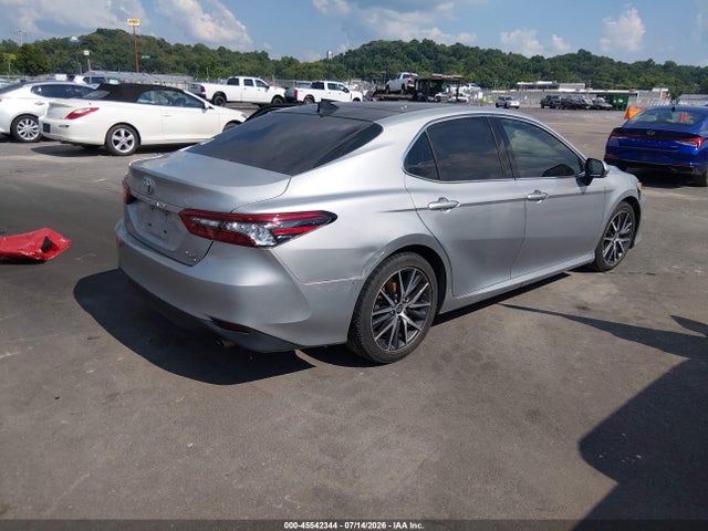 2021 Toyota Camry Xle Awd მანქანა იყიდება აუქციონზე, vin: 4T1F11BK6MU030710, აუქციონის ნომერი: 45542344