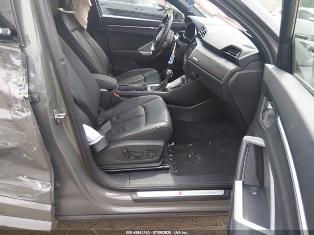 45542360 :رقم المزاد ، WA1EECF34N1134645 vin ، 2022 Audi Q3 Premium Plus 45 Tfsi S Line Quattro Tiptronic مزاد بيع