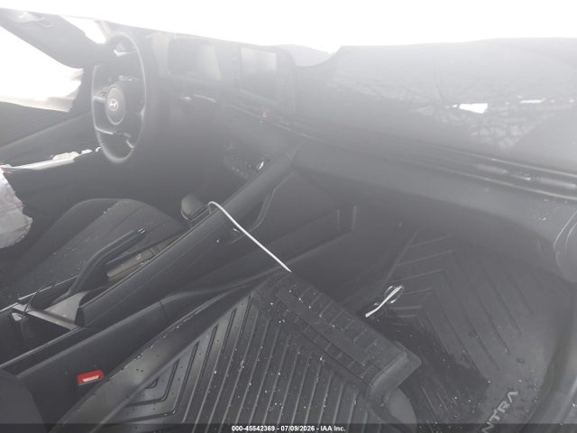 2026 Hyundai Elantra Sel Sport მანქანა იყიდება აუქციონზე, vin: KMHLM4DG5TU177717, აუქციონის ნომერი: 45542369