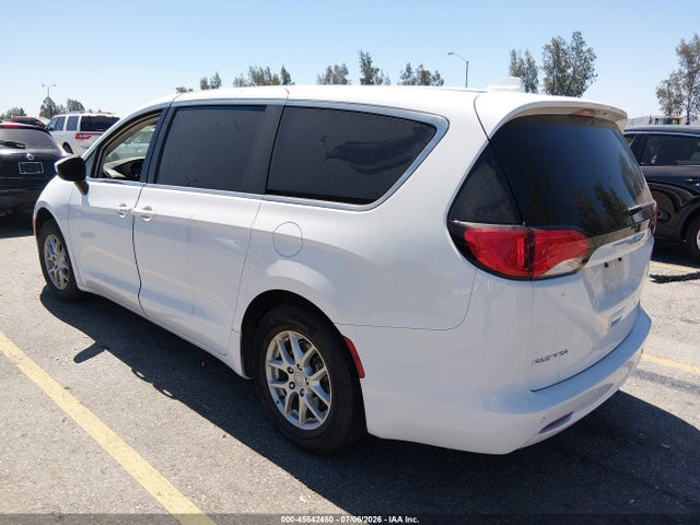 Chrysler Pacifica Lx 2019 2C4RC1CG0KR555021 Image 3