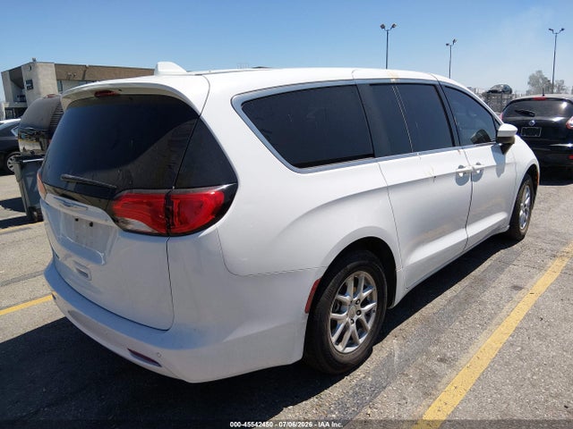 Chrysler Pacifica Lx 2019 2C4RC1CG0KR555021 Image 4